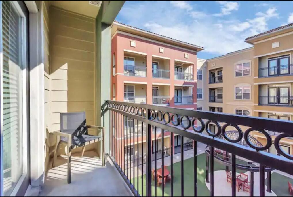 Modern Condo Near Texas Medical Center W Free Parking ฮูสตัน ภายนอก รูปภาพ